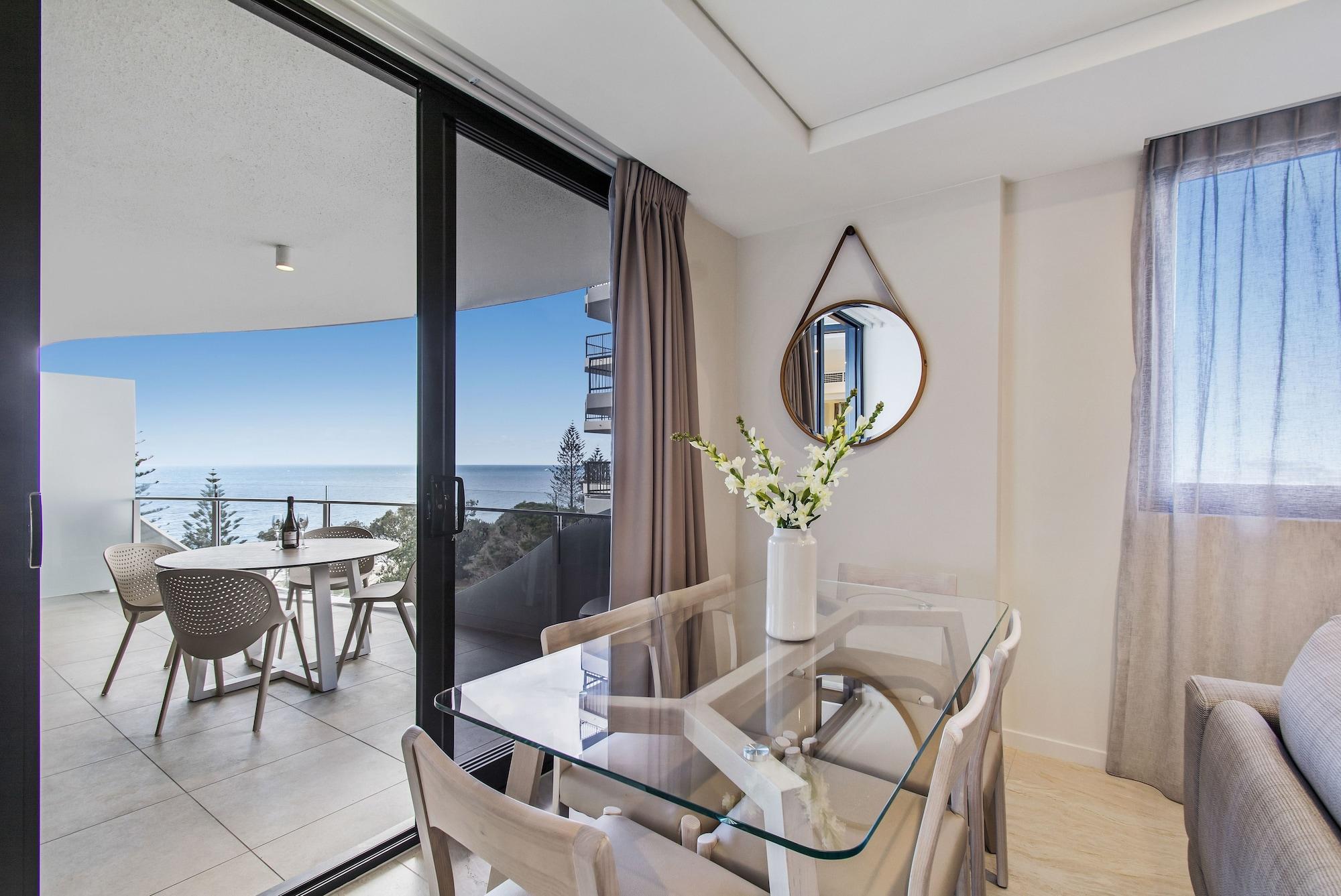 Breeze Mooloolaba, Ascend Hotel Collection Exteriör bild A staged apartment at The Ivy
