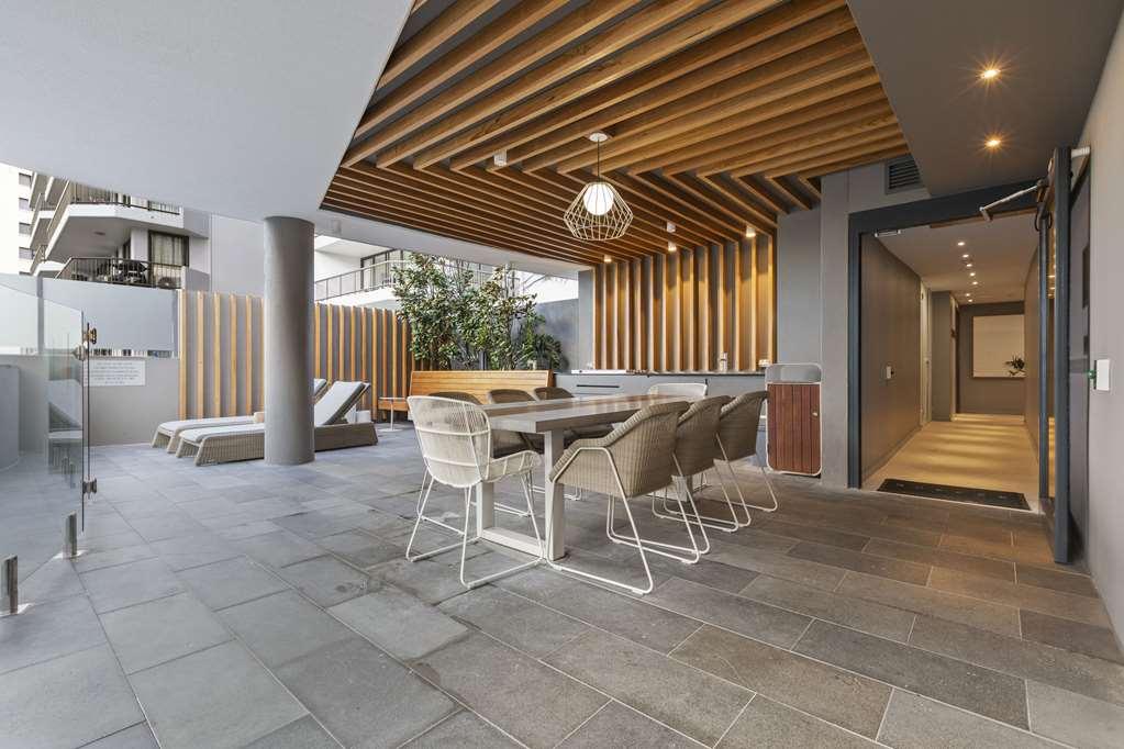 Breeze Mooloolaba, Ascend Hotel Collection Bekvämligheter bild The interior of the hotel