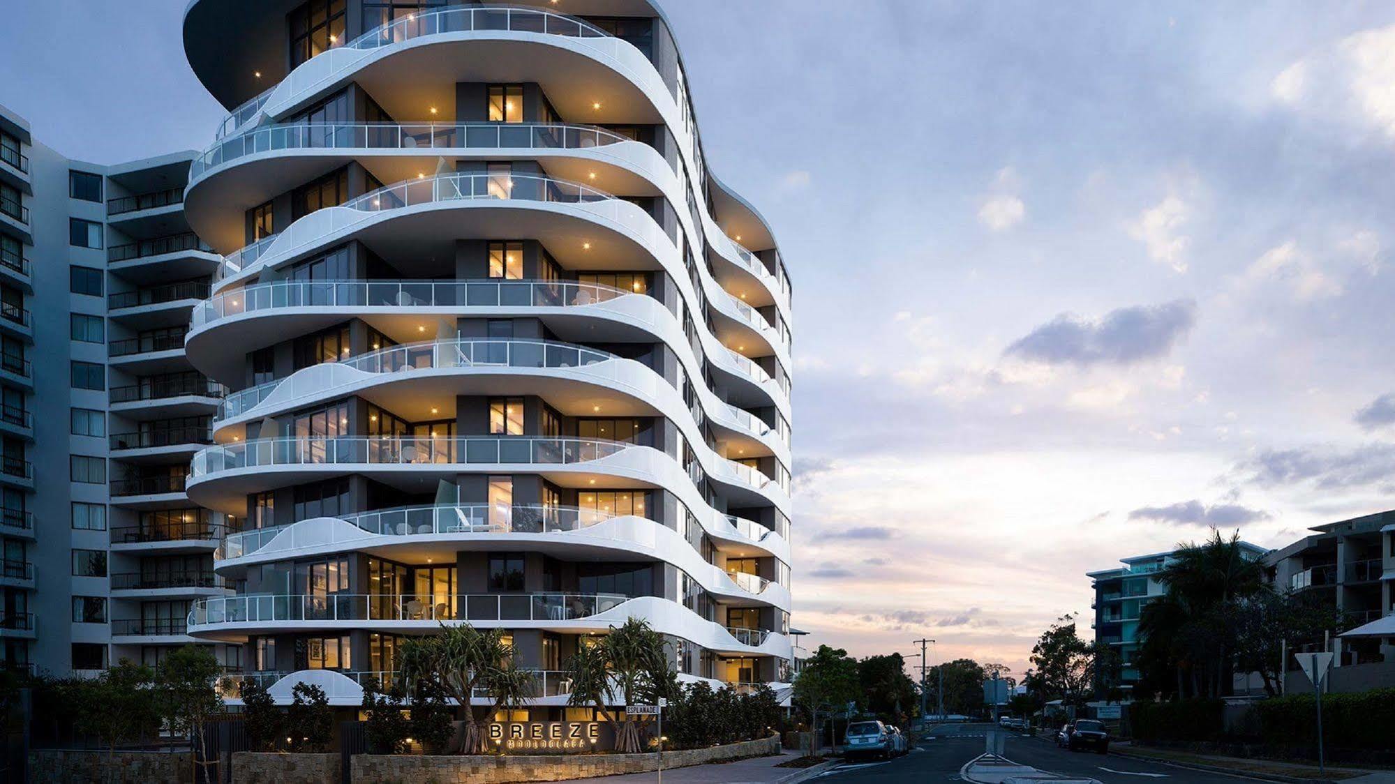 Breeze Mooloolaba, Ascend Hotel Collection Exteriör bild The apartment building